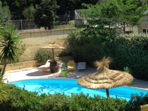  Hôtel Les Mimosas  Борм-Ле-Мимоза